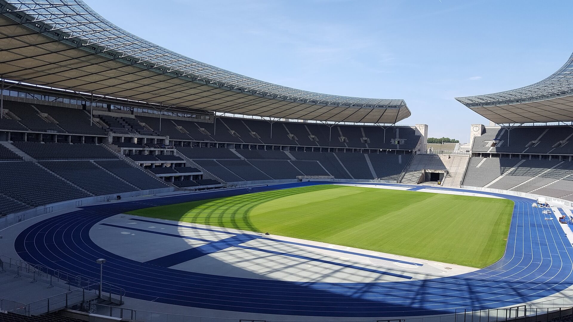 174 Estadio Berlin 1