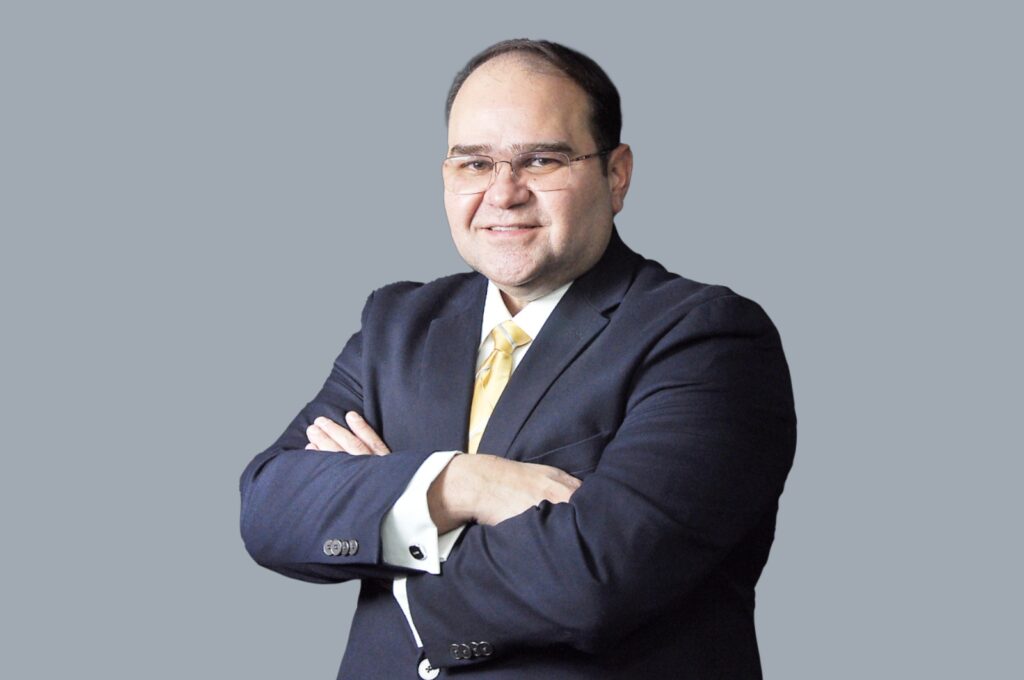 1708 expertos panel Malvin Delgado