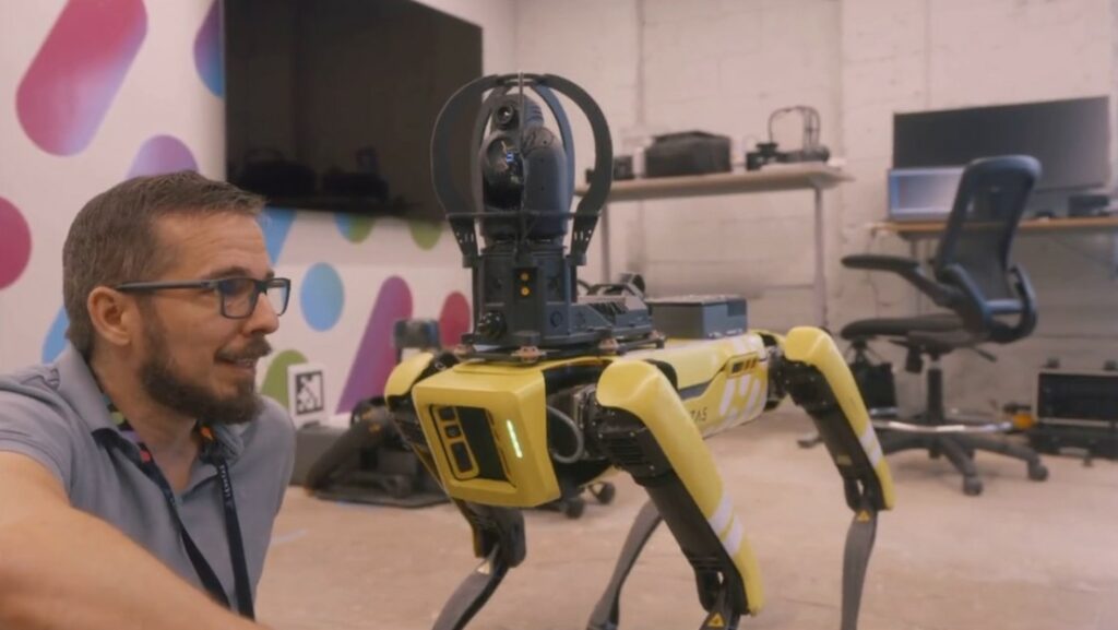 1758 perro spot Boston Dynamics hablar chatgpt 1