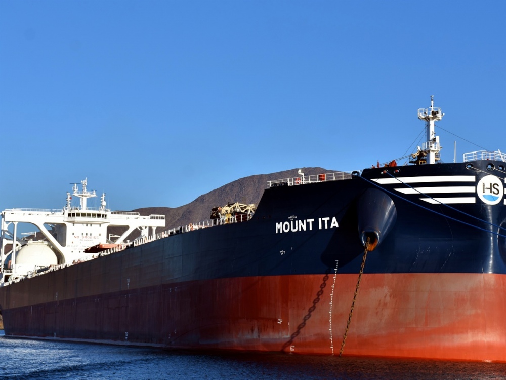 1763 buque Mount Ita gas natural diesel 4