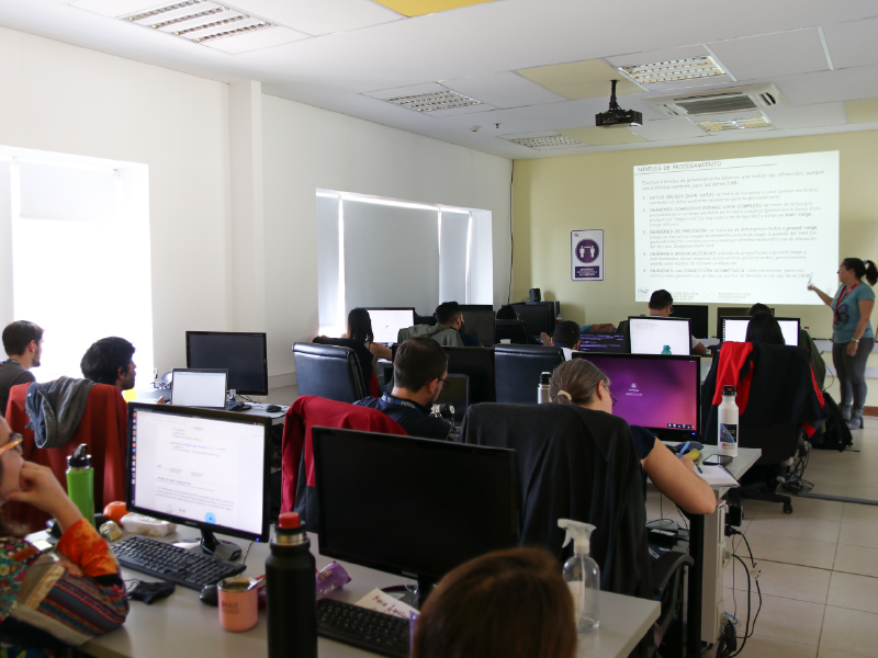 1787 CONAE UNC maestria informacion espacial 2 MAIE