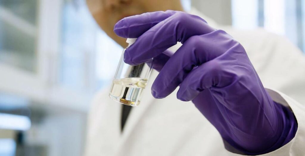 1816 baterias almacenar la electricidad de origen solar y eolico 1