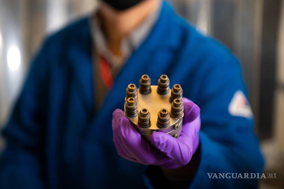 1816 baterias almacenar la electricidad de origen solar y eolico 2