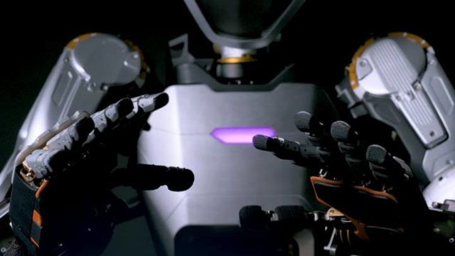 1838 robot phoenix 1