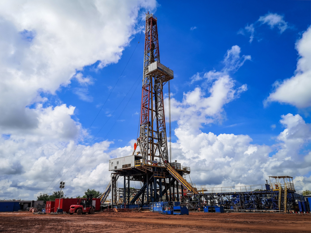 1847 Bangladesh gas shutterstock interna 1