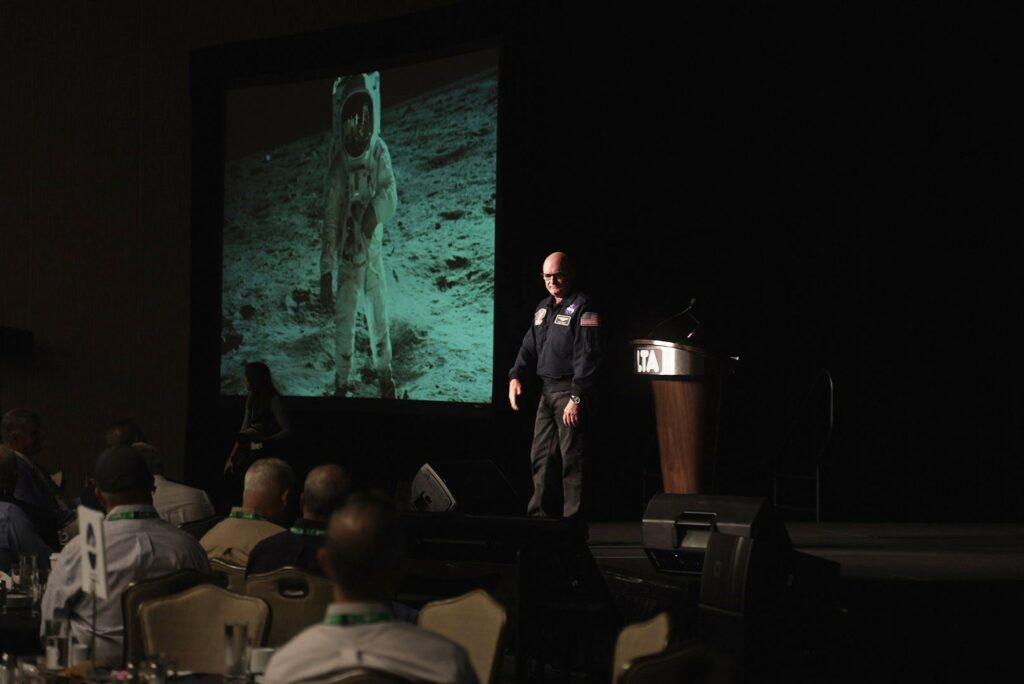 1860 Scott Kelly astronauta ILTA 2023