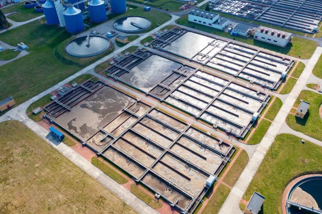 Plant for wastewater treatment in Upstream