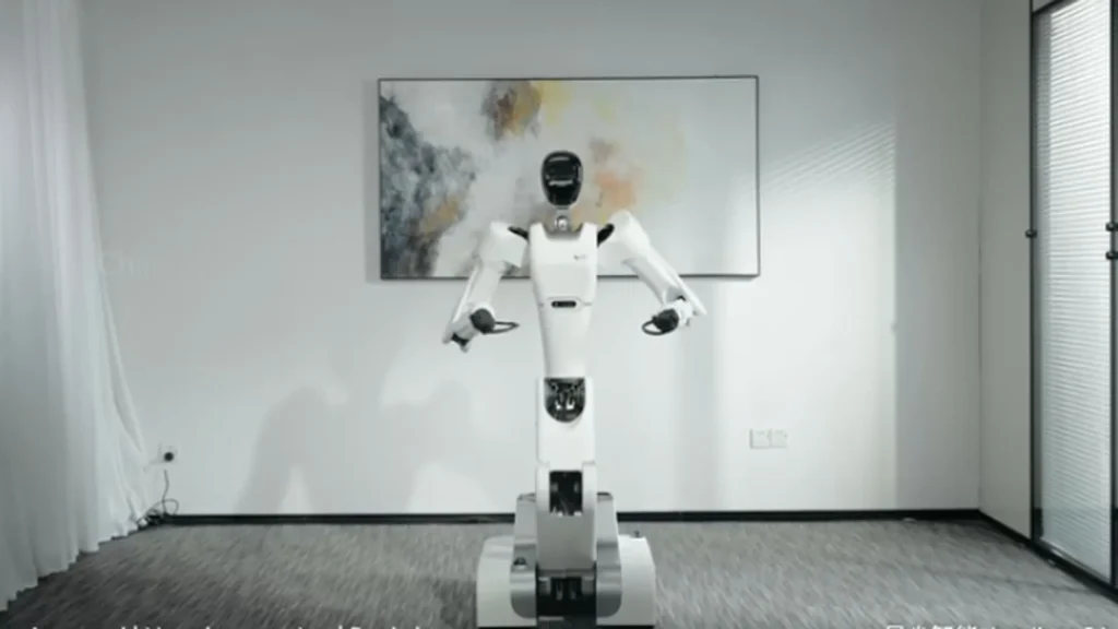 El robot S1 de Astribot de pie