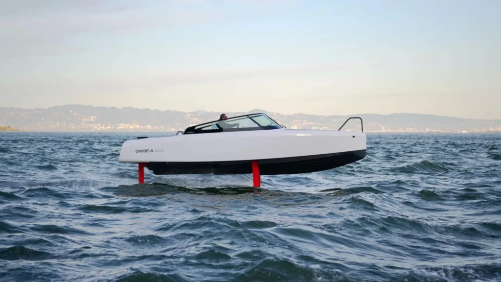 Candela C-8
