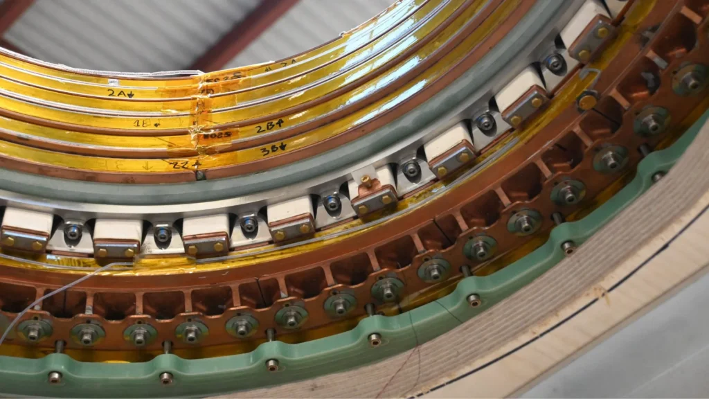 Junior es un imán superconductor componente del reactor de fusión de Nueva Zelanda