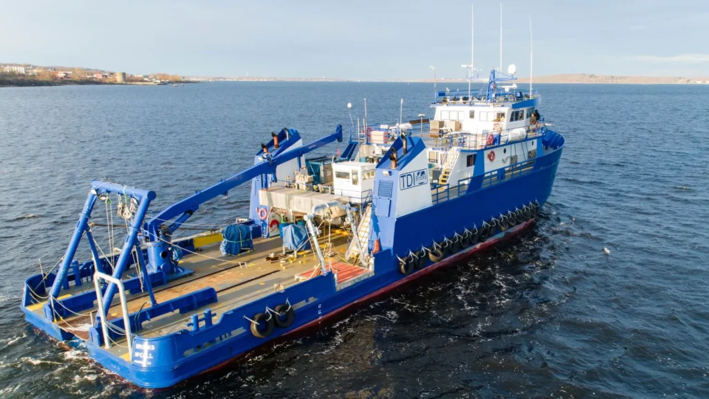 RV Brooks McCall listo para nuevos proyectos