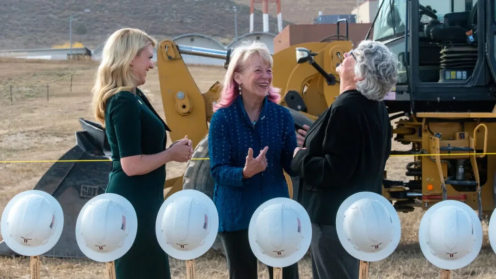 Presidenta de la CSU, subsecretaria de Ciencia e Innovación del DOE, y la vicepresidenta de Investigación de la CSU