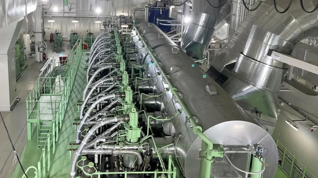 foto de la sala de máquinas del Alexandra Maersk