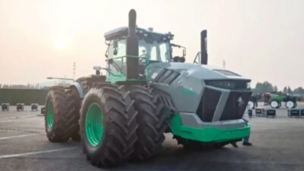 Hybrid tractor