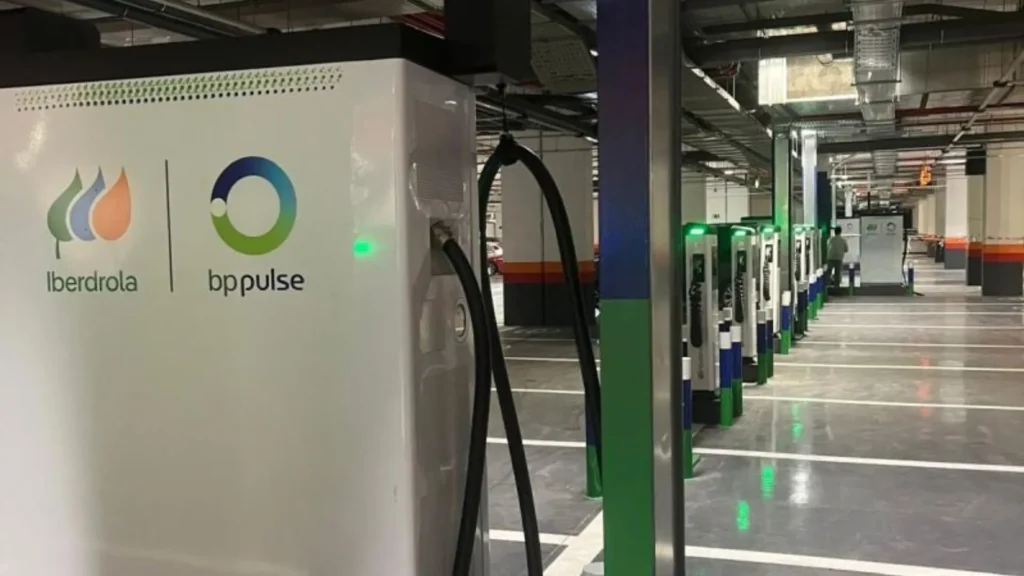 Cargadores ultrarrapidos de hasta 150 kW