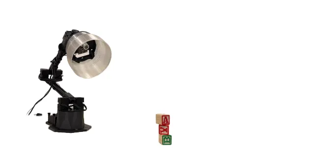 Robot con forma de lámpara de Apple