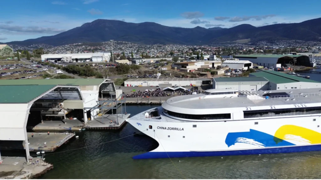 Ferry eléctrico más grande del mundo