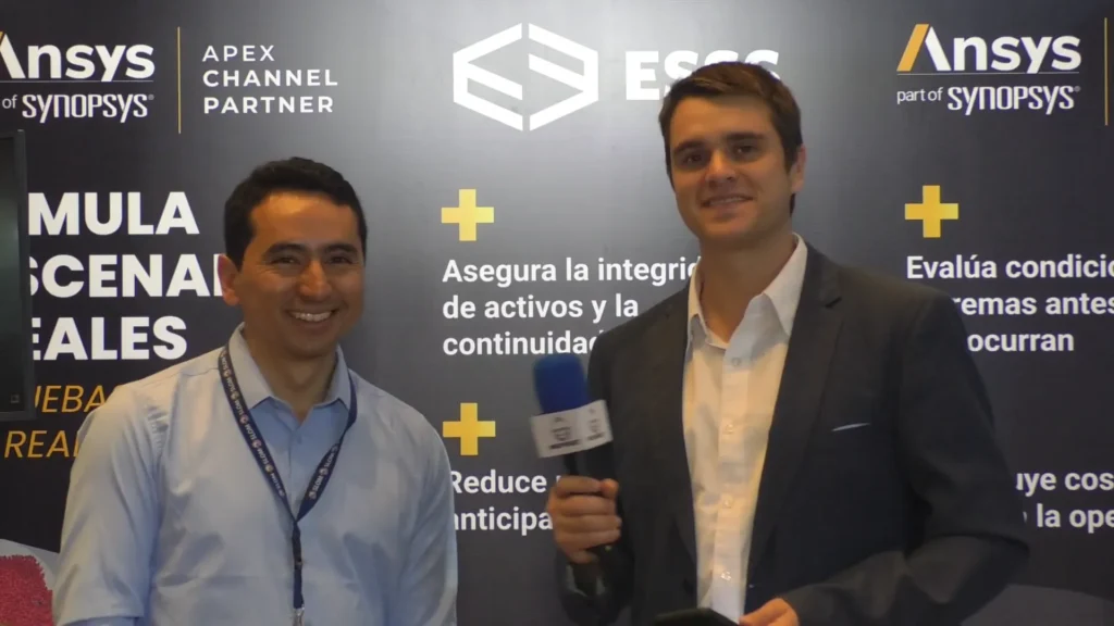 Fredy Roldan, durante una entrevista en el evento SLOM 2025, hablando sobre simulación computacional para la industria energética.