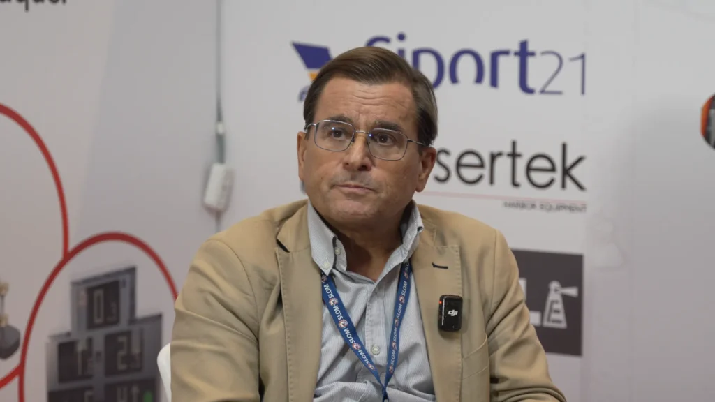José Ramón Iribarren, during his participation in the SLOM 2025 conference, where he presented his vision of port technology 4.0.