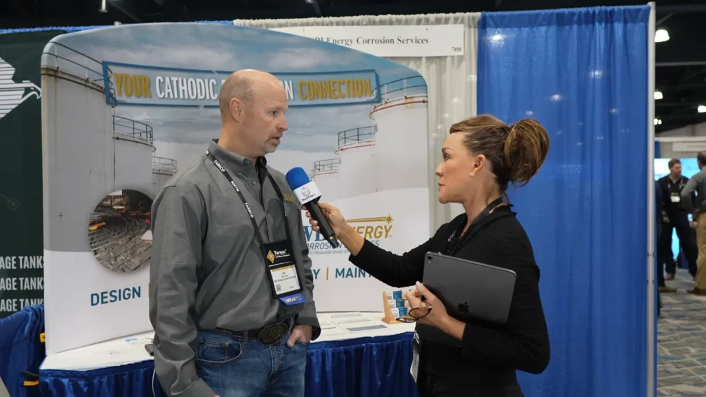 Rob Lunder, durante una entrevista en NISTM 2025 sobre protección catódica.