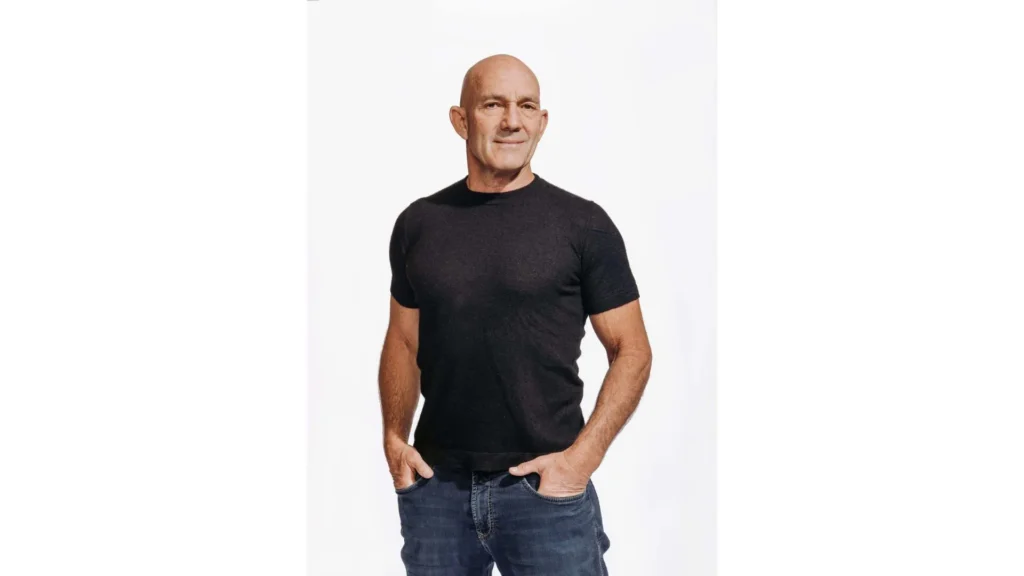 John "Gucci" Foley, ex-Ángeles Azules