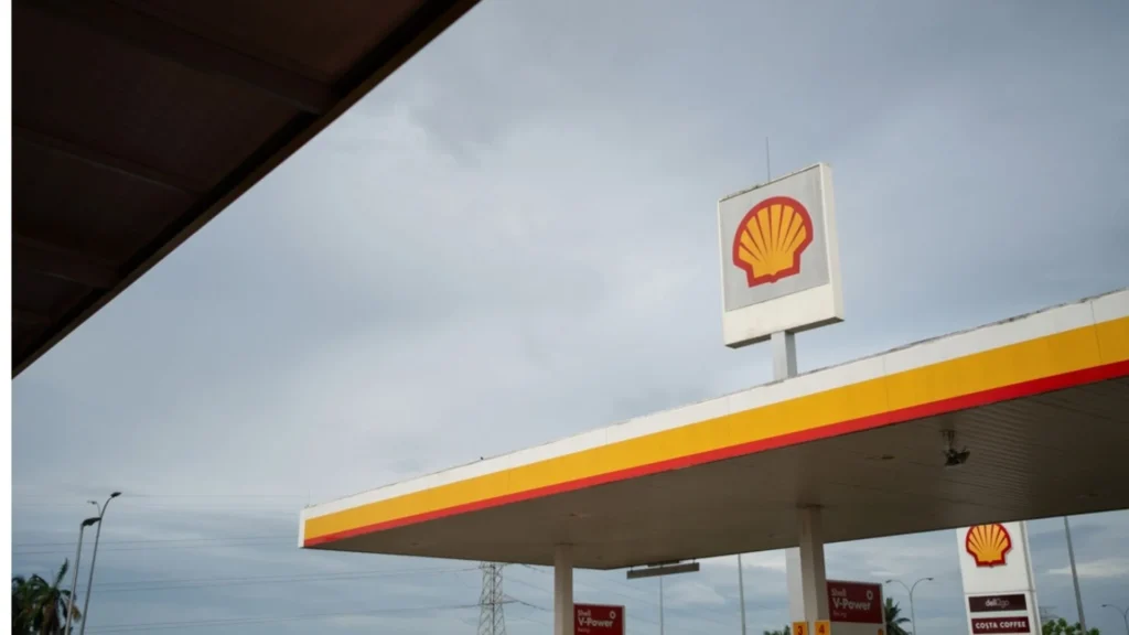 Shell announces the sale of Sprng Energy, with one of the company's service stations appearing in the foreground.