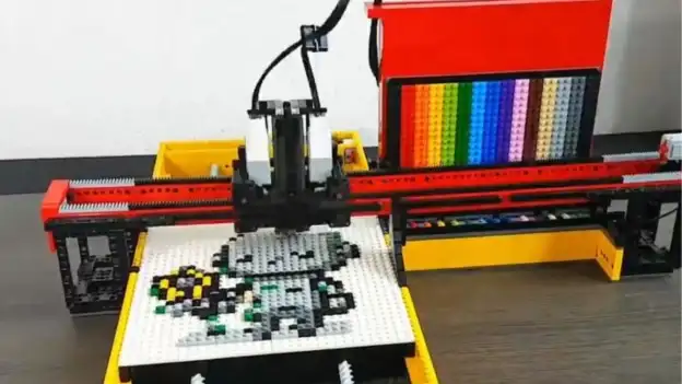Youtuber crea Pixelbot 3000 una impresora IA que ensambla piezas de LEGO